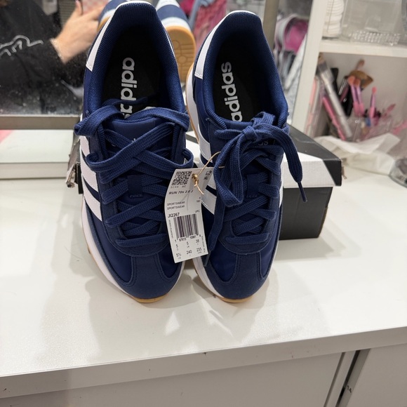 adidas Navy and White RUN 70s Retro Trainers - Picture 2 of 5